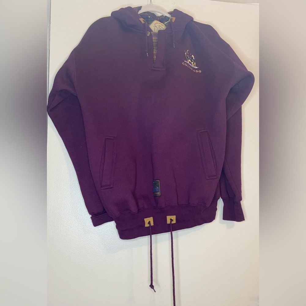 Habitat Wilderness 1/4 Zip Colorado Sweatshirt in Plum Color Size M